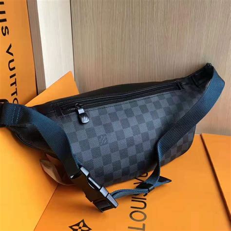 lv bumbag discovery